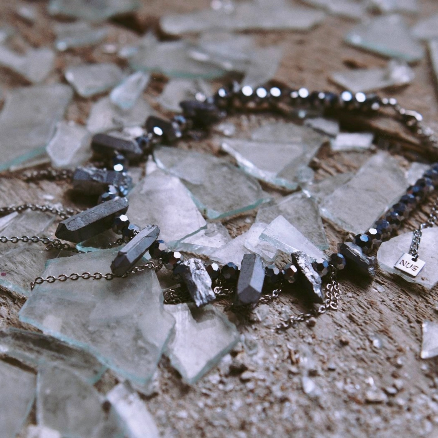 Raw Quartz Necklce