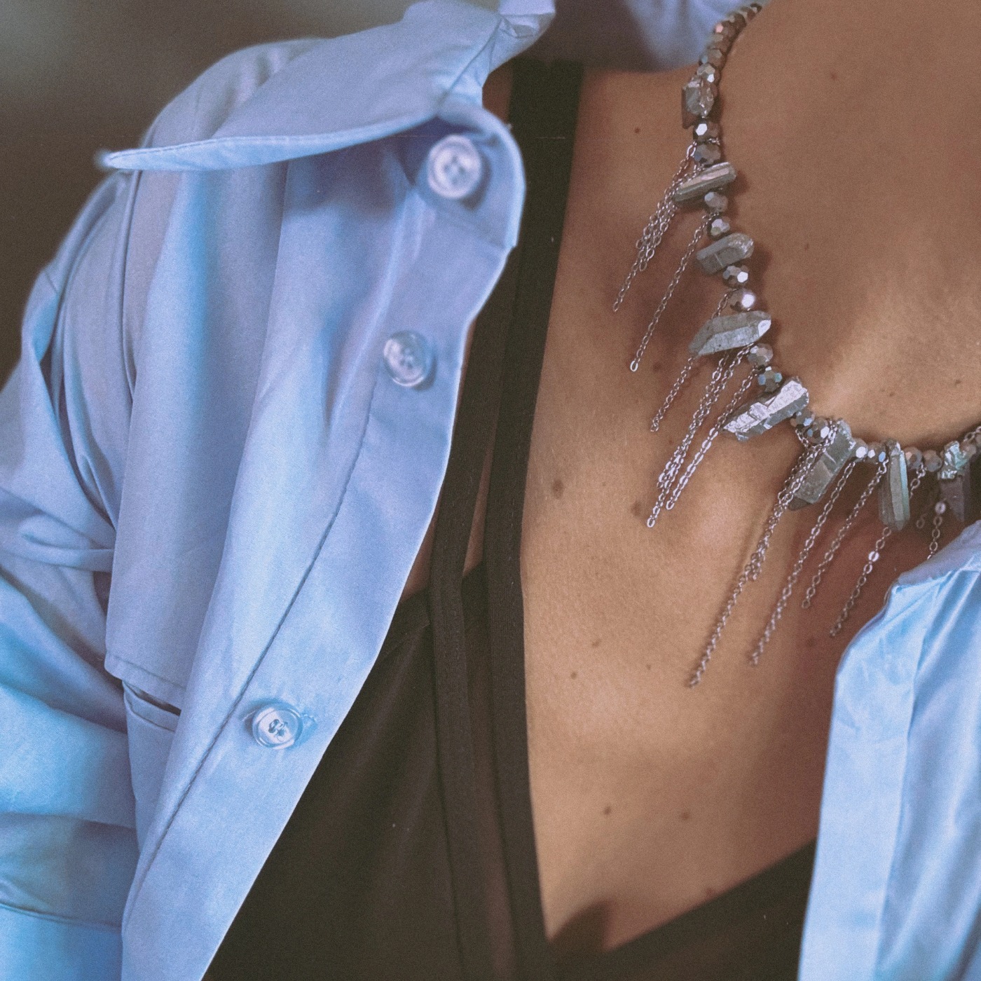 Raw Quartz Necklce view 4